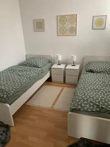 Appartement Burg 1 *